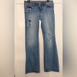 American Eagle Favorite Boyfriend Light Blue Distressed Flare Jeans Size 10 Long